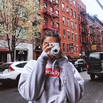 The polaroid blue, fujifilm's Thedollbeauty on his account Instagram