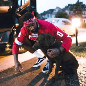 Vans old skool worn by Andre Drummond on his instagram account