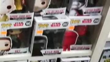 funko pop guard Praetorian seen in SHOPS GEEK IN AIX-en-PROVENCE ? #VLOG of The chain of the geek