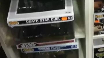 funko pop Death star duel seen in SHOPS GEEK IN AIX-en-PROVENCE ? #VLOG of The chain of the geek