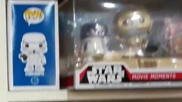 funko pop ESCAPE POD LANDING seen in SHOPS GEEK IN AIX-en-PROVENCE ? #VLOG of The chain of the geek