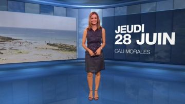 La Robe Saharienne en Lin de Cali Morales dans La météo M6 du 24/06/2018