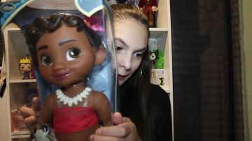 The doll animator Vaiana in the YouTube video My Collection of Disney Animators' Te2Production