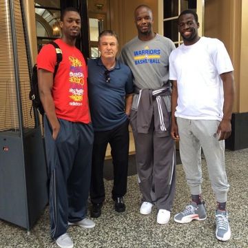 Sneakers Air Jordan 12 Retro "cool Grey" worn by Draymond Green on his account instagram