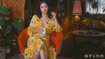 La robe portée par Camila Mendes sur le tournage de Riverdale