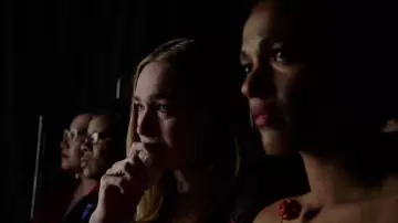 Tournage du lieu (saison 1 épisode1) entre Nomi et Amanita au théâtre
