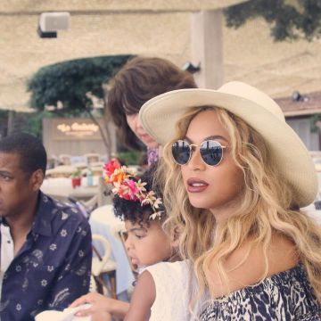 Gafas de sol ray ban round de Beyoncé en su cuenta de Instagram