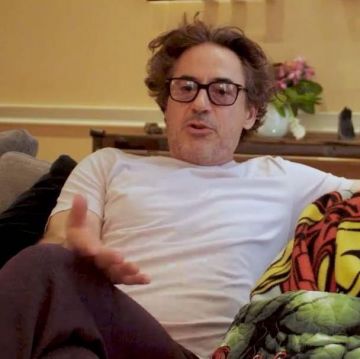 The eye glasses rectangular black worn by Robert Downey Jr on his account Instagram