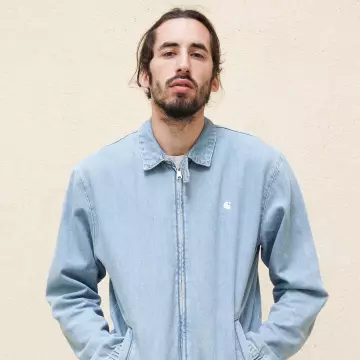 Le blouson en jean Ca­rhartt de Lomepal sur son compte Instagram