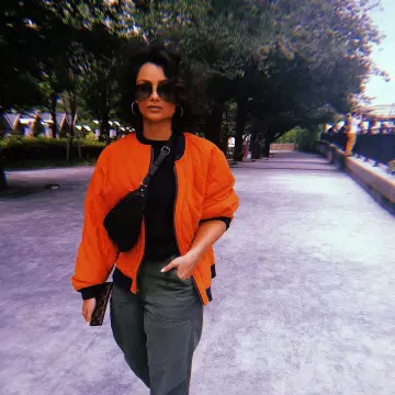 Sunglasses black Ray Ban Aviator Darla Nazanin (@Nazaninmandi) ballad on his instagram