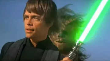 The replica of the lightsaber green Luke Skywalker (Mark Hamill) in Star Wars VI : Return of The Jedi