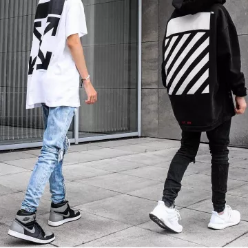La paire de Addidas Ulta Boost sur le post instagram de outfitsociety