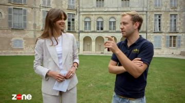 The striped jacket of Ophélie Meunier in the Forbidden Zone of the 11/07/2018