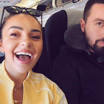 Sunglasses black worn by Kida on his account Instagram