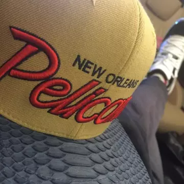 Sneakers Air Jordan 11 Retro "concord 2011 release " worn by Anthony Davis on his Instagram account