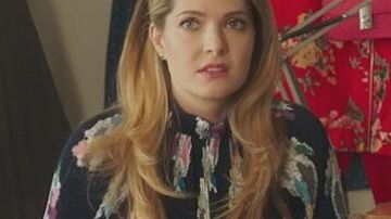 Blusa usada por Sutton en The Bold Type 2x06