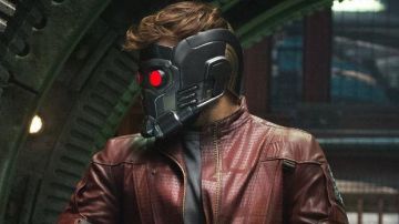 Réplica del casco usado por Peter Jason Quill, también conocido como Star-Lord (Chris Pratt) como se ve en Guardianes de la Galaxia Vol. 2