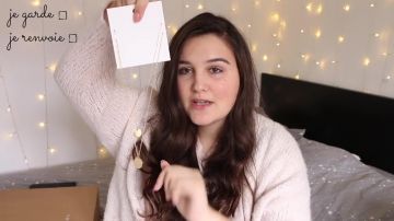 lot of 2 golden necklace from h&m seen in the video jenesuispasjoli