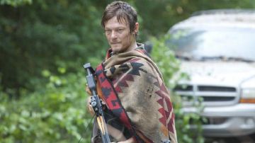 La réplica del poncho de Daryl Dixon (Norman Reedus) en The Walking Dead S03E05