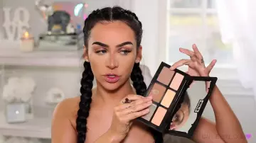 Palette shade Kat Von D Carli Bybel views on her video youtube "How I contour and highlight"