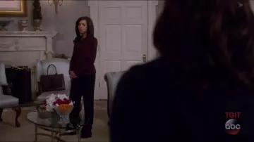 Le cabas Saint Laurent Rouge Pourpre de Olivia Pope (Kerry Washington) dans Scandal S07E11