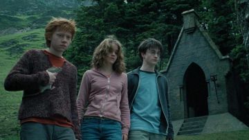 The replica of Croûtard (Scabbers), the rat of Ron Weasley (Rupert Grint) in Harry Potter Harry Potter and the Prisoner of Azkaban