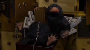 The replica of the Niffleur (Niffler) Fantastic Animals