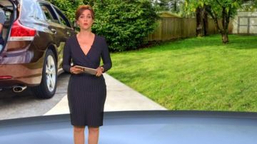 El vestido a rayas de Nathalie Renoux en Le 19:45 por M6 del 14/07/2018
