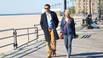 Boots Timberland of Davis Mitchell (Jake Gyllenhaal) in Demolition