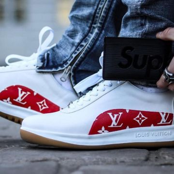 The Louis Vuitton Sport Supreme White Monogramque door the young influencer sacha_verhoeven on his instagram