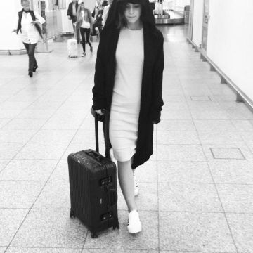 Los zapatos blancos Adidas Superstar usados por Lena Meyer-Landrut en su cuenta de Instagram