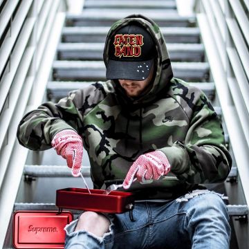 supreme garden gloves