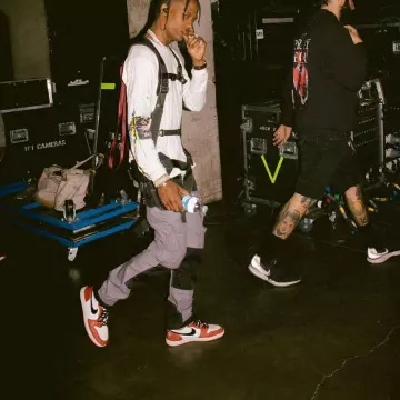 travis scott chicago 1s