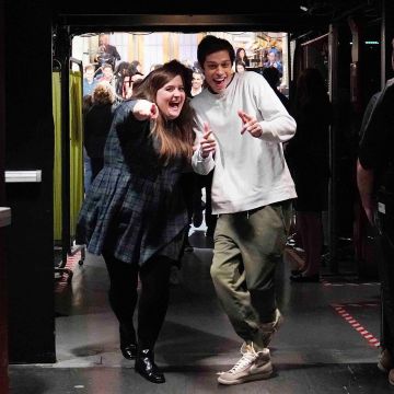 Sneakers grey Nike Blazer Mid Vintage worn by Pete Davidson on his account Instagram