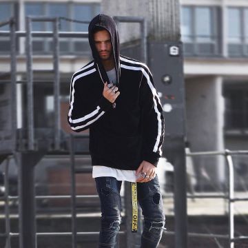 The yellow belt off white that is on the influencer Hossein Packer on his instagram