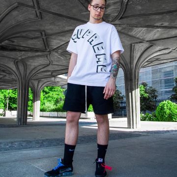 Las zapatillas negras Air VaporMax Off White Black que lleva el youTuber Oliver Byre en su instagram
