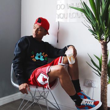Le Sweat noir Golf Le Fleur que porte l'influenceur John Melchico-Bronx sur son compte instagram