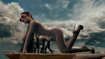 360px x 202px - Ariana Grande - God is a woman (Official Video): Clothes, Outfits, Brands,  Style and Looks | Spotern