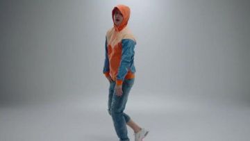 Le Jean bleu de Vald dans son video clip Désaccordé