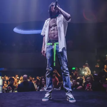 Les Sneakers Vans Old Skool "DENIM 2 TONE"  portées par Wiz Khalifa sur son compte Instagram