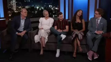 Les chaussures blanches Converse portées par Tom Holland à l'émission Jimmy Kimmel Live en avril 2018