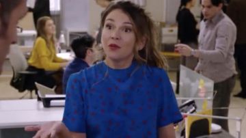 Liza Miller (Sutton Foster) Blue Floral Shift Dress in Younger S05E06