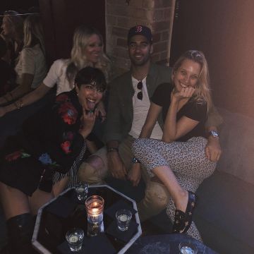 Le t-shirt blanc Dior vu sur le compte Instagram d'Ilona Smet