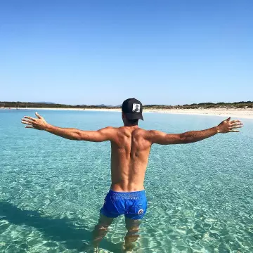 The blue bathing shorts worn by Enzo Zidane on his account Instagram