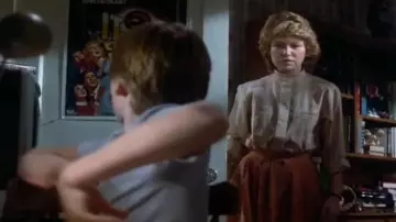 the poster of the film, It cam from Outer Space preview in the house of Ben (Ethan Hawke) in Explorers, by Joe Dante
