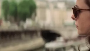Le Quai Saint-Michel où se trouve Ilsa Faust (Rebecca Ferguson) dans Mission : Impossible - Fallout