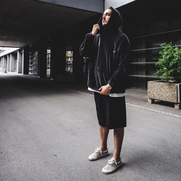 Sneakers white, Vans Era 95 the Fear of God that brings the influencer Mux Jasper on his instagram