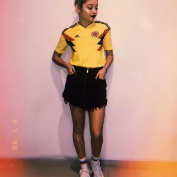 La falda negra de Karol Sevilla en Instagram