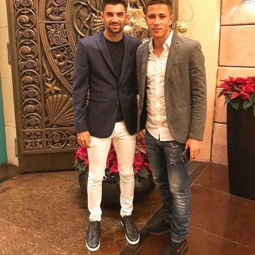 La paire de Adidas Yeezy Boost 350 V2 sur le compte Instagram de Enzo Zidane
