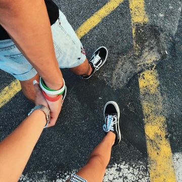 Sneakers black Van's Old Skool of Stonem Romance (@romy) on Instagram